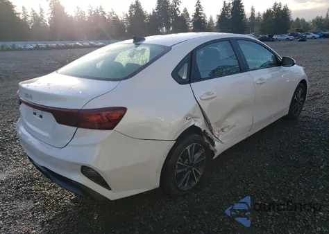 2024 Kia Forte Lx из США, поврежденный, VIN 3KPF24AD2RE732986